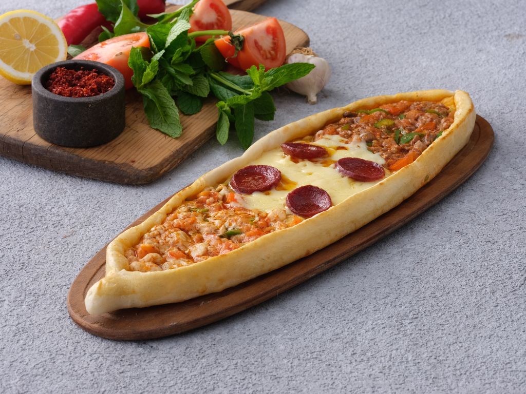 Karışık Pide
